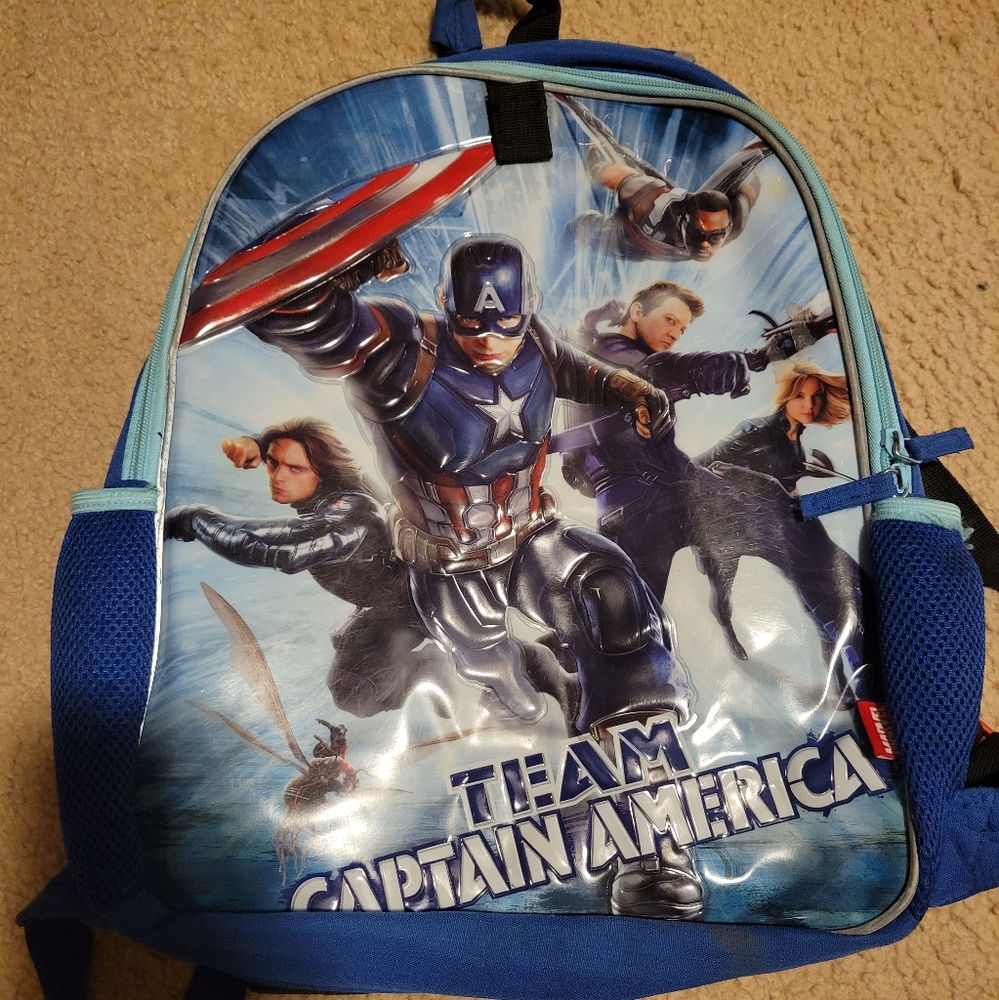 backpack - Picture 2 of 4